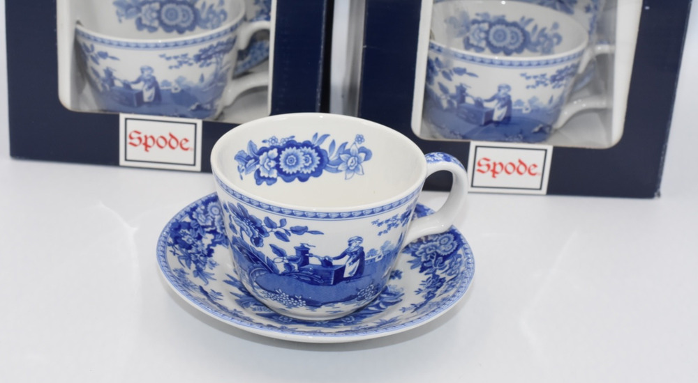 Blue Italian "Girl at Well" The Spode Blue room Collection, Cups and Saucer Sets